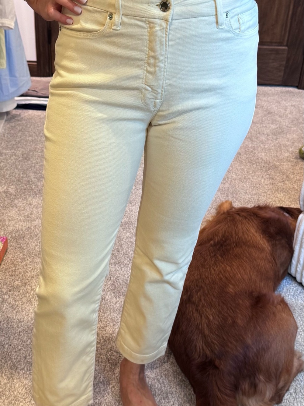 Good American Cropped Straight-Leg Jeans in Cream